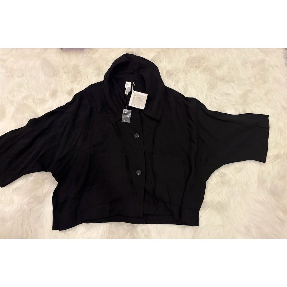 WynneLayers Women's‎ Black Cropped Button-Up Shirt Size L Casual